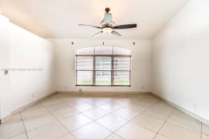 13192 NW 8th St #1, Pembroke Pines, FL 33028, Sold 03/07/24