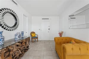 5055 Collins Ave #5e, Miami Beach, FL 33140, Sold 05/08/24