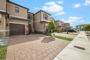 10821 W 33rd Way, Hialeah, FL 33018, Sold 06/07/24