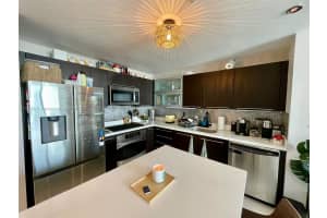 90 SW 3rd St APT 2207, Miami, FL 33130, Sold 10/15/24