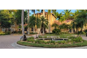 8020 N Nob Hill Rd APT 306, Tamarac, FL 33321, Sold 06/28/24