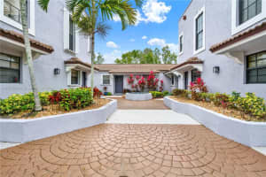 11655 NW 11th St, Pembroke Pines, FL 33026, Sold 02/23/24