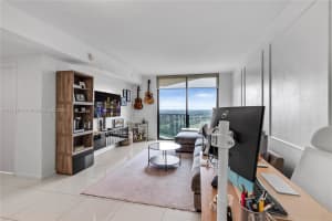 5300 Paseo Blvd #1612, Doral, FL 33166, Sold 07/15/24