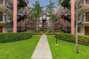 5460 W 21st Ct APT 413, Hialeah, FL 33016, Sold 02/12/24