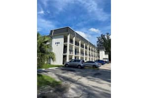 5100 SW 64th Ave APT 305, Davie, FL 33314, Sold 05/06/24
