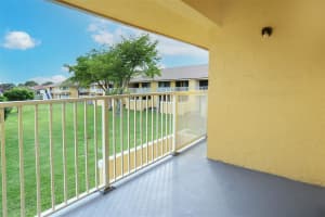 550 NW 214th St APT 204, Miami Gardens, FL 33169, Sold 04/23/24