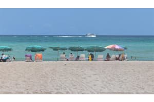 6039 Collins Ave APT 1530, Miami Beach, FL 33140, Sold 01/15/25