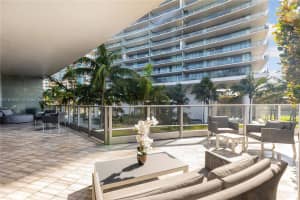 801 South Pointe Dr APT 202, Miami Beach, FL 33139, Sold 04/19/24