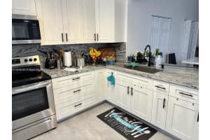506 NE 199th Ln #6r, Miami, FL 33179, Sold 05/24/24