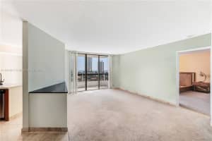 19101 NE 36th Pl #1210, Aventura, FL 33180, Sold 06/04/24