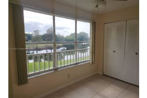 12870 Vista Isles Dr APT 527, Plantation, FL 33325, Sold 11/08/24