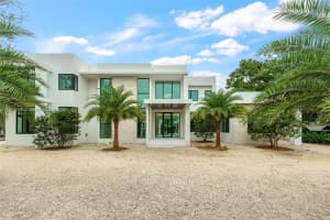 9751 SW 63rd Ct, Miami, FL 33156, Sold 10/31/24