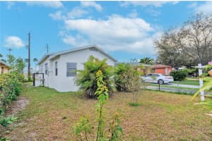 2344 Hope St, Hollywood, FL 33020, Sold 08/20/24