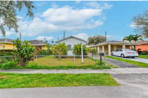 2344 Hope St, Hollywood, FL 33020, Sold 08/20/24