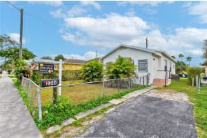 2344 Hope St, Hollywood, FL 33020, Sold 08/20/24