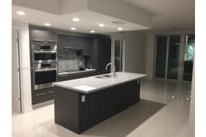7825 NW 107th Ave Apt 216, Doral, FL 33178, Sold 07/30/24
