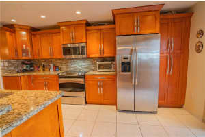 19033 NW 52nd Ct, Miami Gardens, FL 33055, Sold 04/12/24