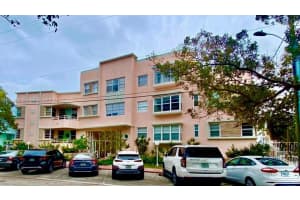 6881 Bay Dr APT 19, Miami Beach, FL 33141, Sold 03/15/24