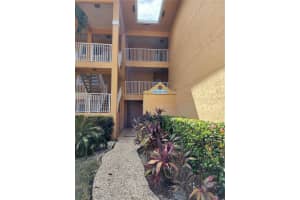 430 SE 7th St #106e, Dania Beach, FL 33004, Sold 11/26/24