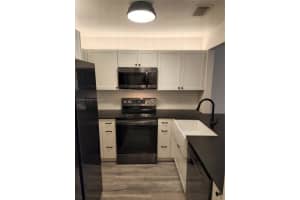 430 SE 7th St #106e, Dania Beach, FL 33004, Sold 11/26/24