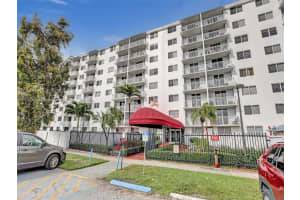 1251 NE 108th St APT 602, Miami, FL 33161, Sold 04/11/24