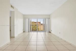 8889 Fontainebleau Blvd APT 401, Miami, FL 33172, Sold 02/16/24
