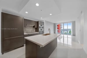 7751 NW 107th Ave Apt 617, Doral, FL 33178, Sold 06/20/24