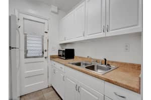 1355 NE 167th St APT 208, Miami, FL 33162, Sold 06/03/24