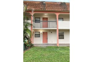 850 NE 209th Terrace Apt 104-35, Miami, FL 33179, Sold 05/08/24