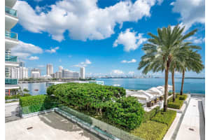 1331 Brickell Bay Dr APT 805, Miami, FL 33131, Sold 07/18/24