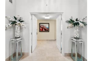 3101 S Ocean Dr APT 405, Hollywood, FL 33019, Sold 07/05/24