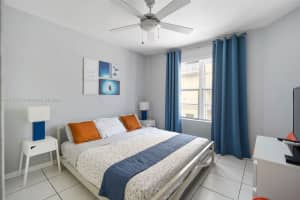 3030 Collins Ave #2h, Miami Beach, FL 33140, Sold 05/17/24