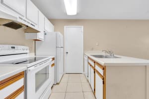 4221 W McNab Rd APT 43, Pompano Beach, FL 33069, Sold 02/29/24