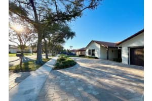 9821 NW 10th Ct, Plantation, FL 33322, Sold 04/05/24