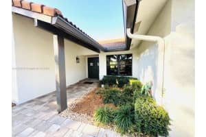 9821 NW 10th Ct, Plantation, FL 33322, Sold 04/05/24