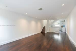 325 Meridian Ave APT 15, Miami Beach, FL 33139, Sold 04/02/24
