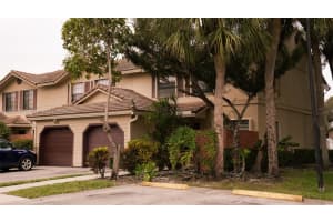9132 Vineyard Lake Dr #9132, Plantation, FL 33324, Sold 02/20/24