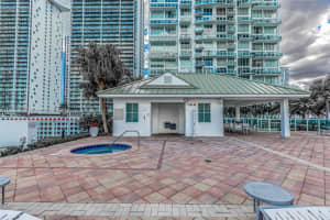 41 SE 5th St APT 517, Miami, FL 33131, Sold 05/02/24