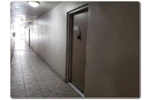 8511 NW 8th St APT 106, Miami, FL 33126, Sold 04/12/24