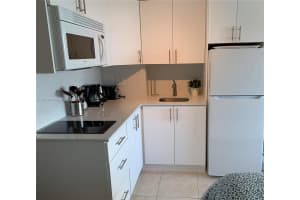 6345 Collins Ave APT 703, Miami Beach, FL 33141, Sold 03/12/25