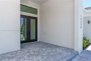 14850 Millstone Ranches Dr, Davie, FL 33331, Sold 03/22/24