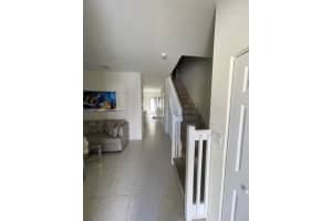 10589 W 33rd Ln, Hialeah, FL 33018, Sold 07/26/24