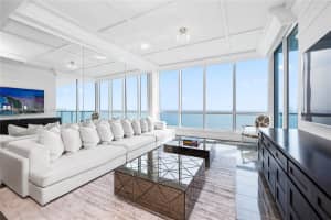 100 South Pointe Dr APT 3205, Miami Beach, FL 33139, Sold 04/15/24