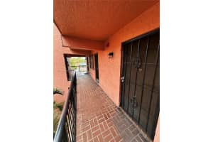 670 Tennis Club Dr APT 302, Fort Lauderdale, FL 33311, Sold 08/16/24