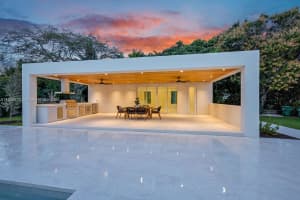 7105 Sunset Dr, Miami, FL 33143, Sold 09/05/24