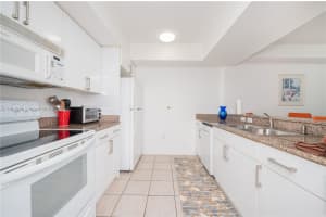 17275 Collins Ave APT 909, Sunny Isles Beach, FL 33160, Sold 04/12/24