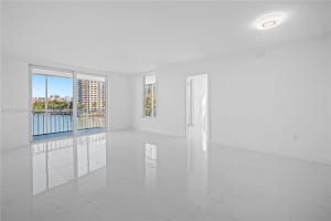 2999 Point E Dr APT C514, Aventura, FL 33160, Sold 04/30/24