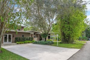 7841 SW 50th Ct, Miami, FL 33143, Sold 05/20/24