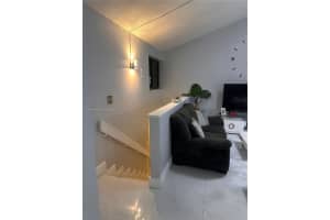 311 W Park Dr # 13-204, Miami, FL 33172, Sold 04/29/24