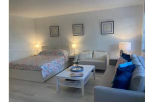 100 Lincoln Rd 312, Miami Beach